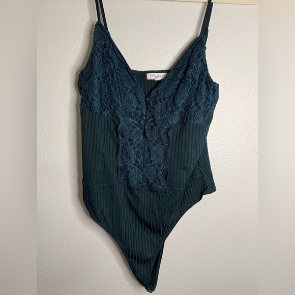 Bodysuit top Size L - Picture 1 of 3